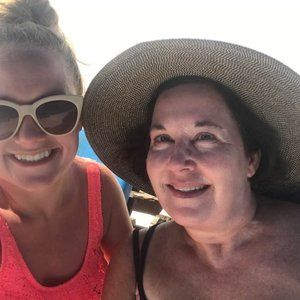 Meet your Posher, Carole